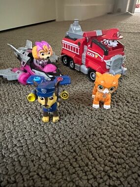 Paw Patrol Skye Silver and Pink Light-Up Jet and Marshall and fire truck